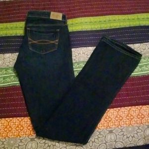 Abercrombie & Fitch Dark Semi Boot Cut Jean's Size 6 Long. Great for fall heels!